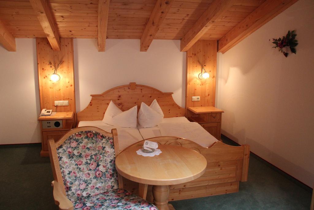 Hotel Winklerhof Хольцгау Номер фото